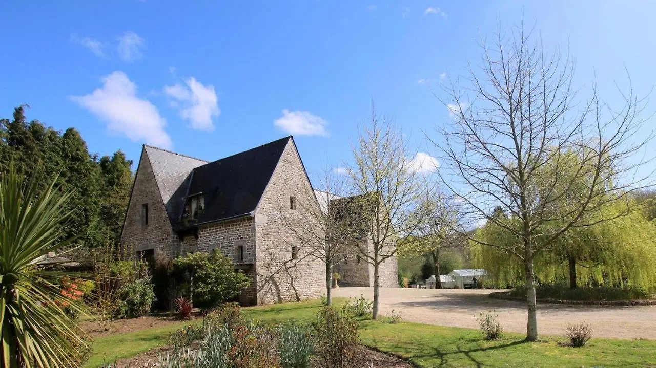 Domaine De Montloue - Relais Bien-Etre Hotel Mellac Guest house
